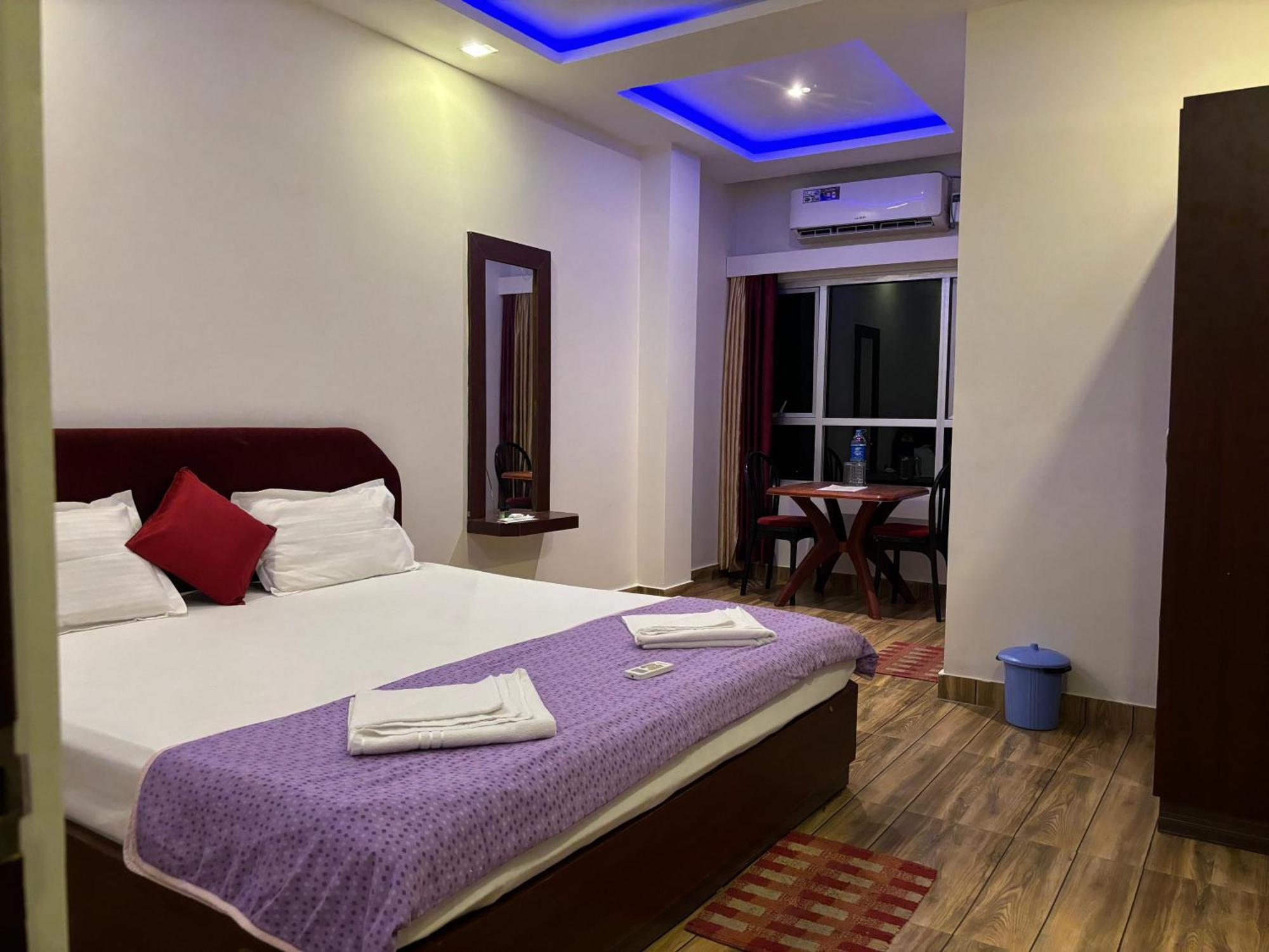 The Tamarind Tree Hotel & Restaurant Shadipur Exteriér fotografie